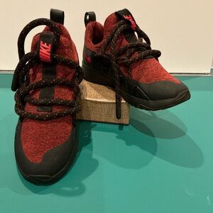 Nike City Loop Red and Black Sneakers Women’s Size 7